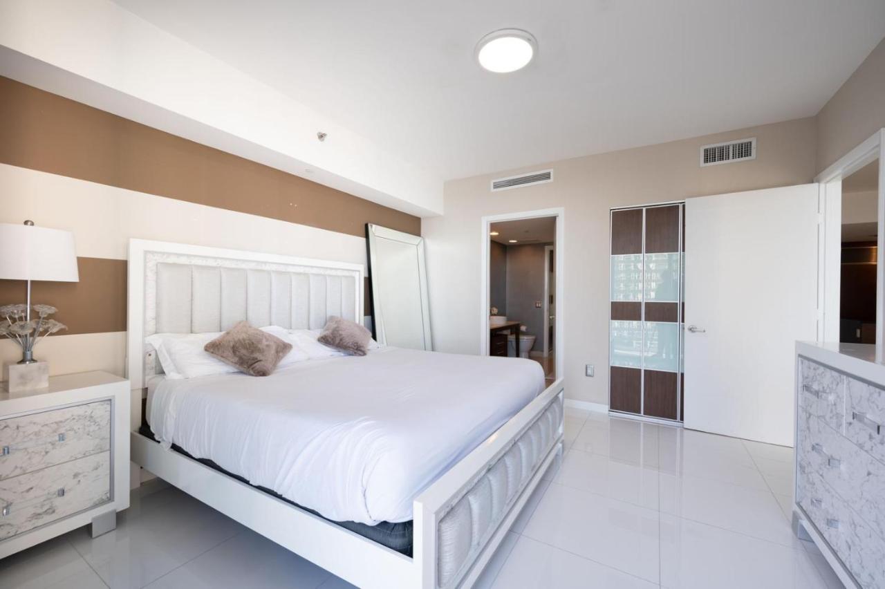 Icon Brickell Residences Miami Exterior photo