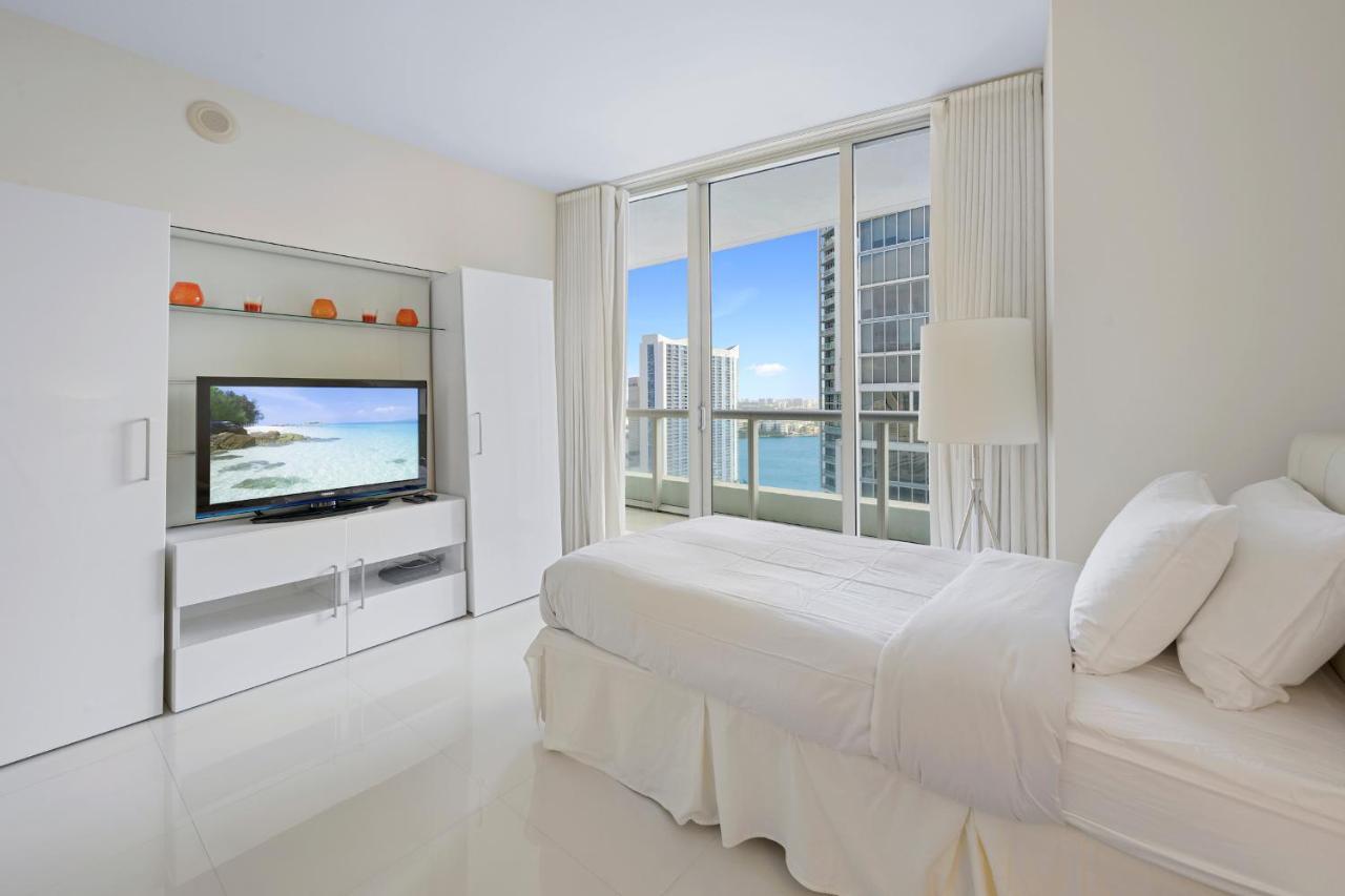 Icon Brickell Residences Miami Exterior photo